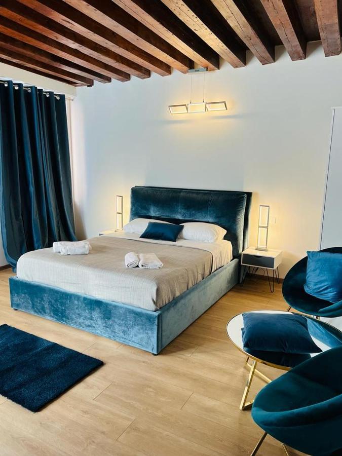 Venice Luxury Suites Exteriör bild