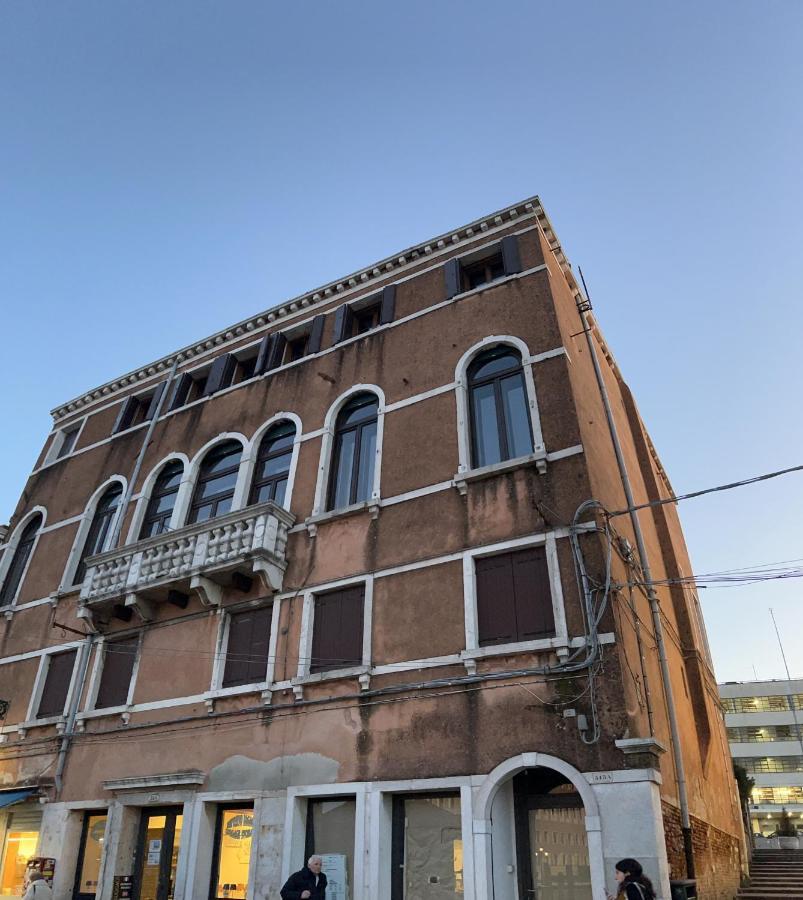 Venice Luxury Suites Exteriör bild