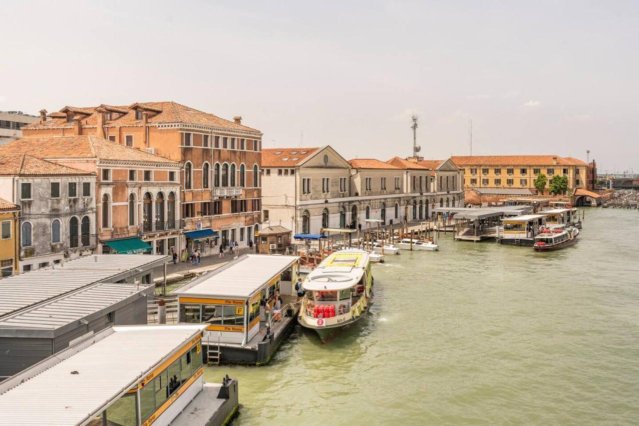 Venice Luxury Suites Exteriör bild