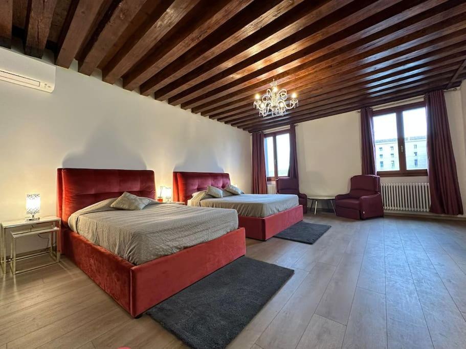 Venice Luxury Suites Exteriör bild