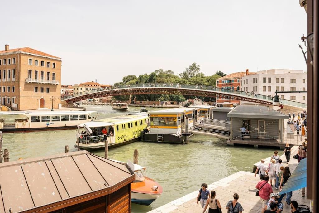 Venice Luxury Suites Exteriör bild