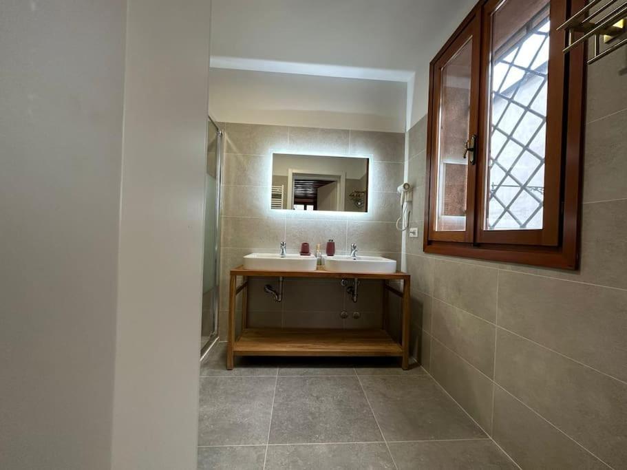 Venice Luxury Suites Exteriör bild