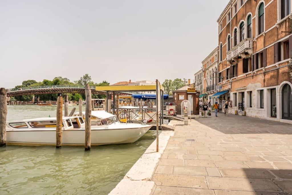 Venice Luxury Suites Exteriör bild